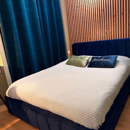 Un Appartement En Centre Ville , A 2 Pas Du Chateau De Villers Cotterets Экстерьер фото